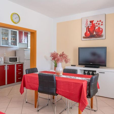 Apartments Daniela Zavalatica Εξωτερικό φωτογραφία