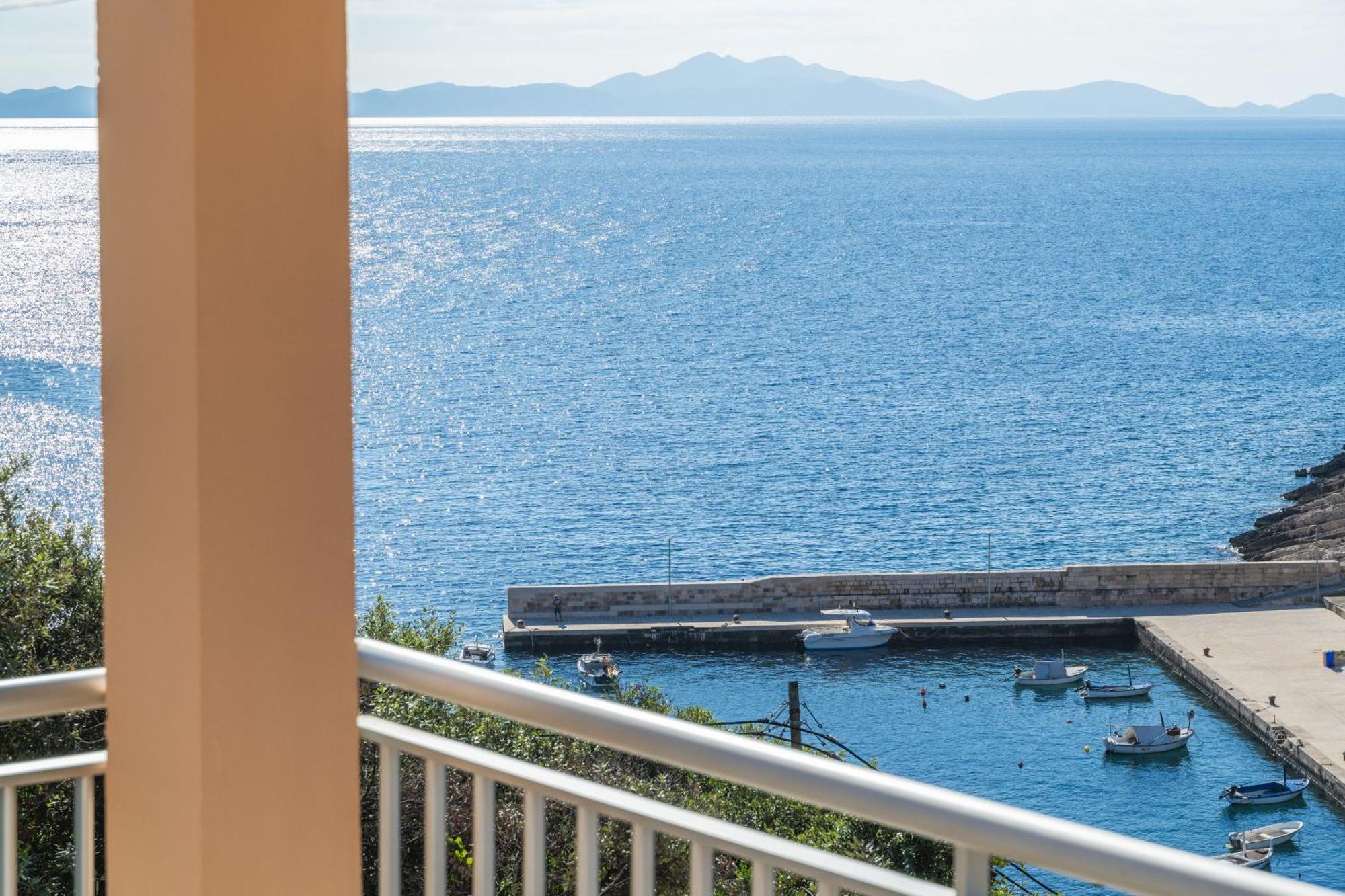 Apartments Daniela Zavalatica Δωμάτιο φωτογραφία