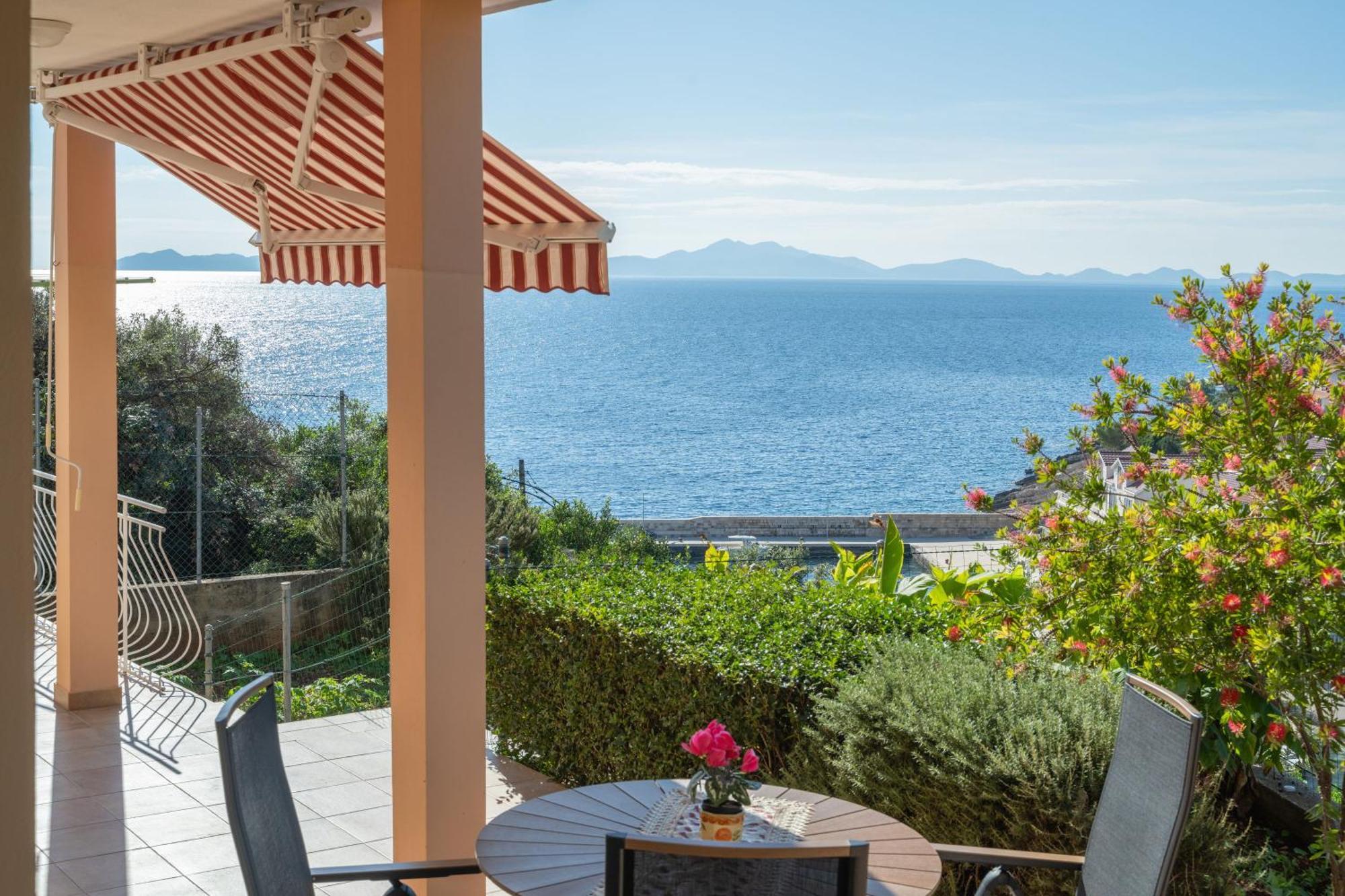 Apartments Daniela Zavalatica Δωμάτιο φωτογραφία