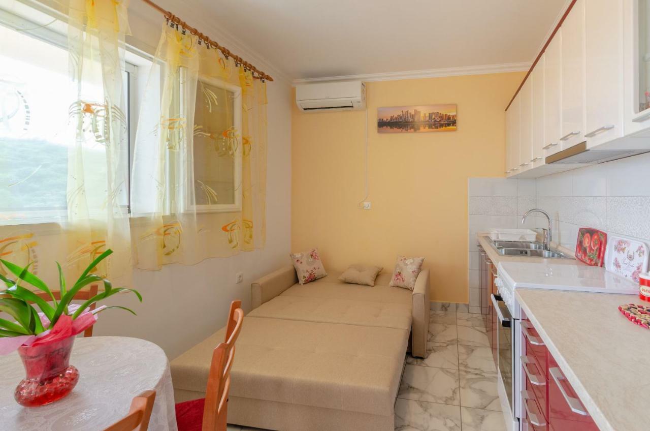 Apartments Daniela Zavalatica Εξωτερικό φωτογραφία