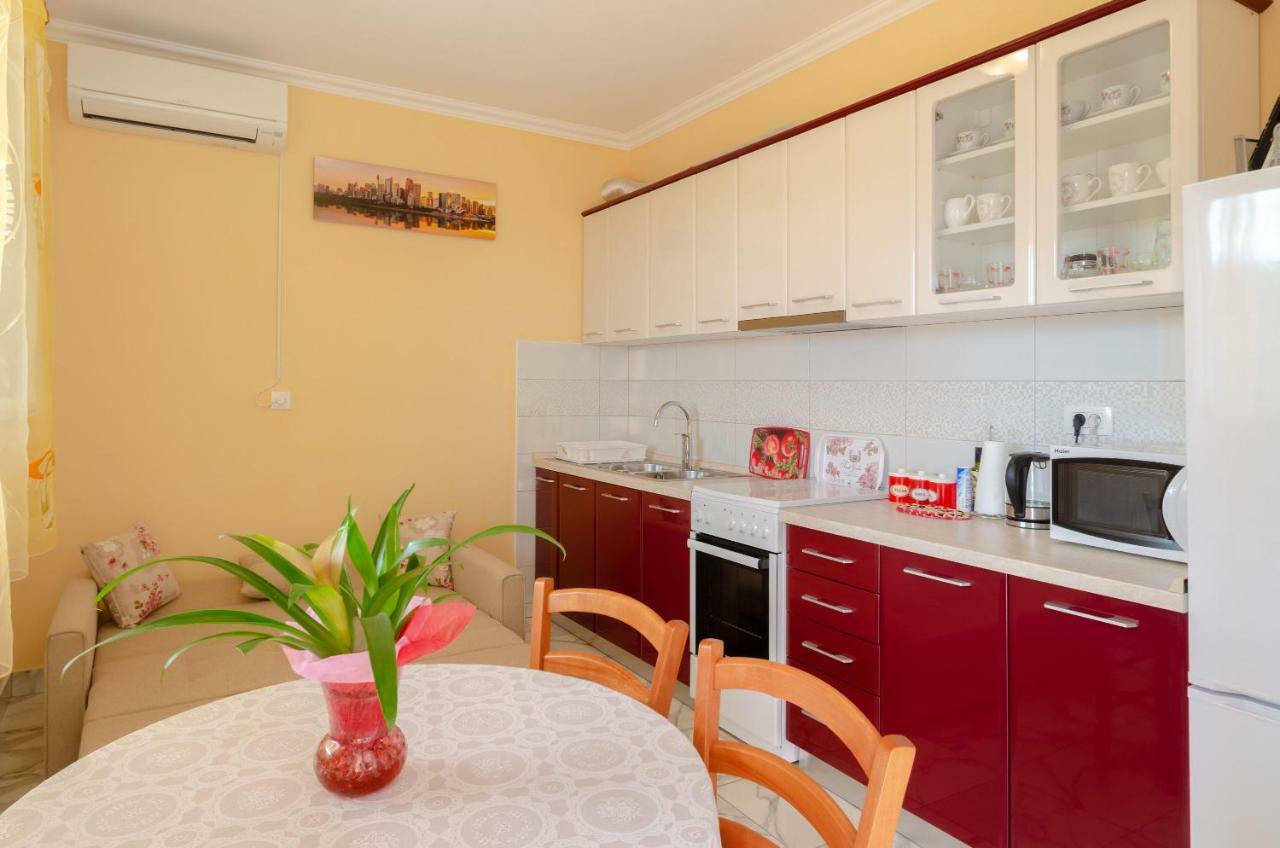 Apartments Daniela Zavalatica Εξωτερικό φωτογραφία